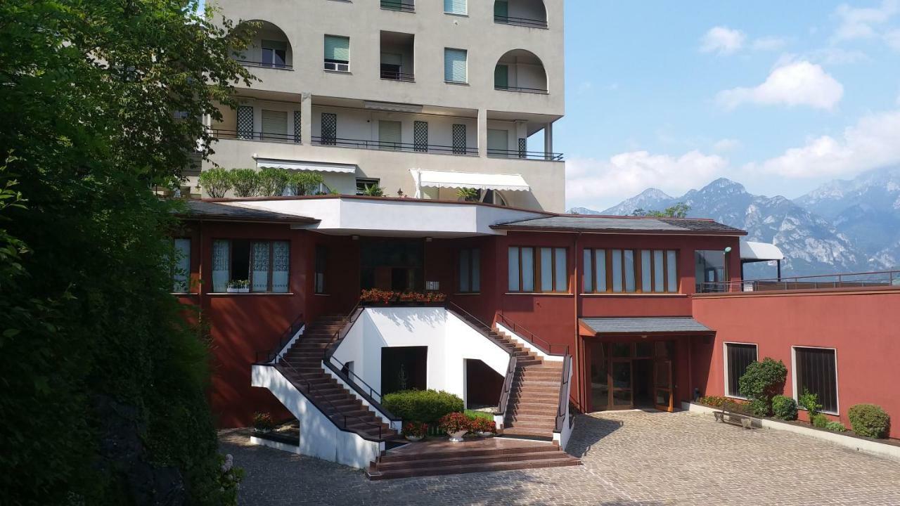 Casa Valbrona מראה חיצוני תמונה